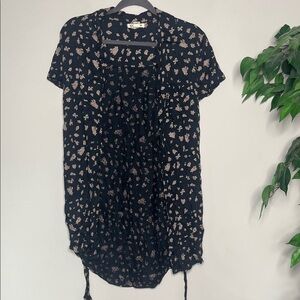 Billabong Floral Black and Pink Button Up